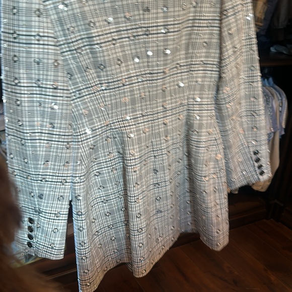 Blazer dress self portrait checkered with some 3-D flower details - Picture 5 of 5